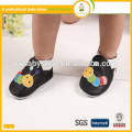 2015 China Herstellung Mode niedlichen echten Leder Baby Schuhe